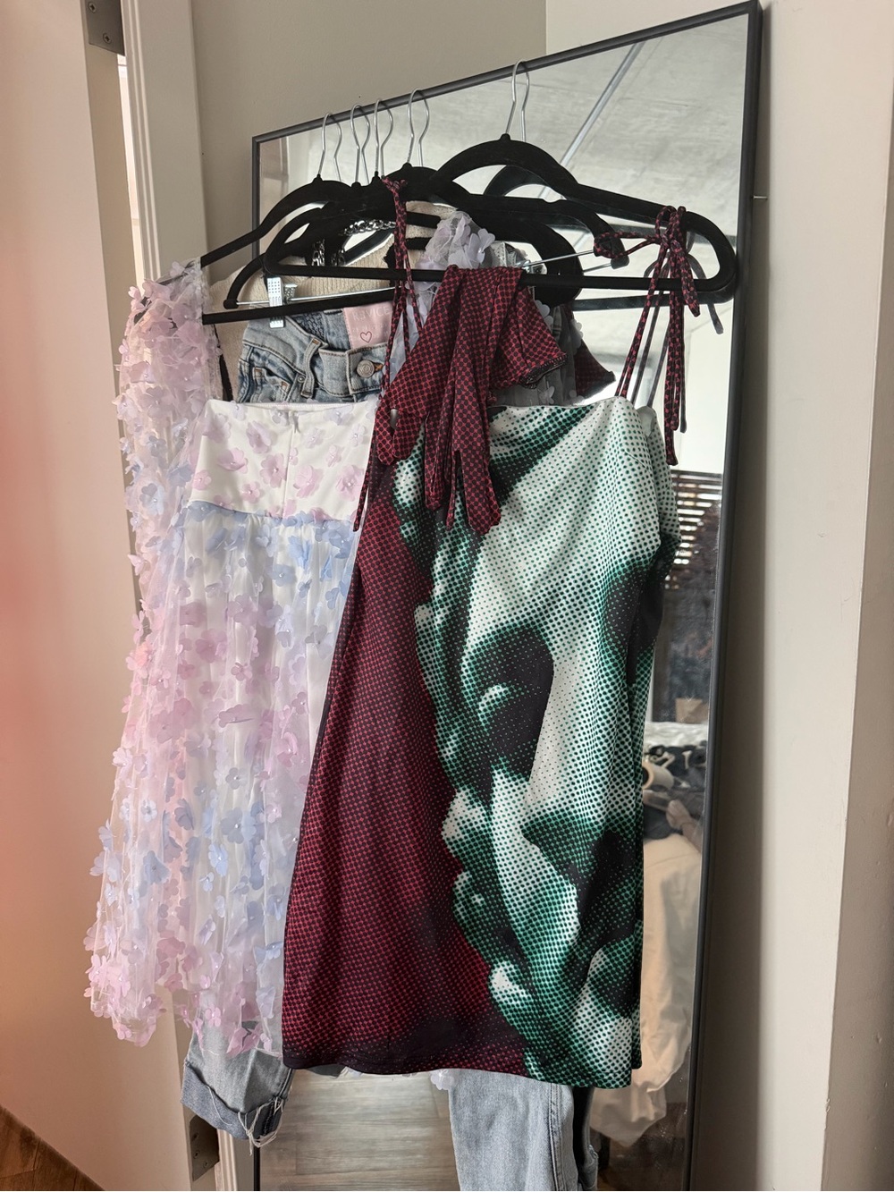Finesse Teal and Deep Red Photo-Print Mini Dress with Matching Gloves - Picture 3 of 4